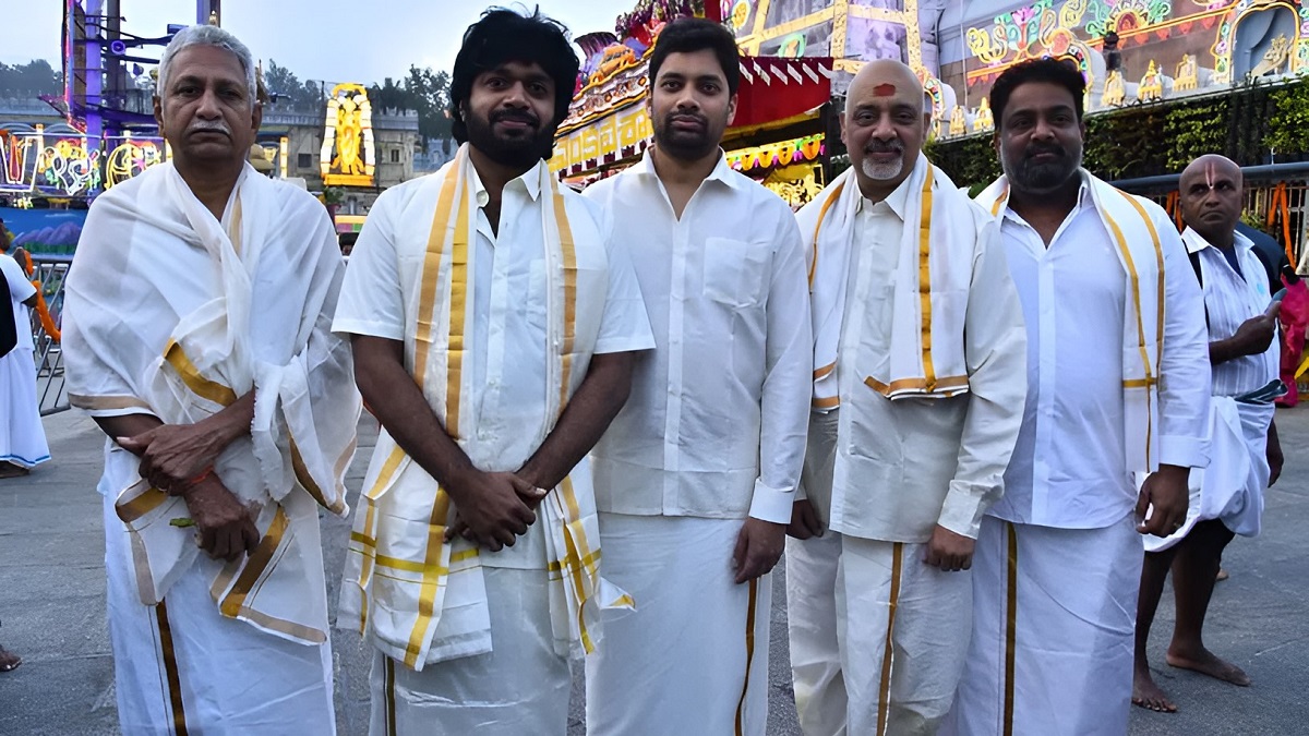 సంక్రాంతికి నవ్వుల దుమ్ము.. మెగాస్టార్ మూవీ ట్రైలర్‌కు తిరుపతిలో గ్రాండ్ లాంచ్!