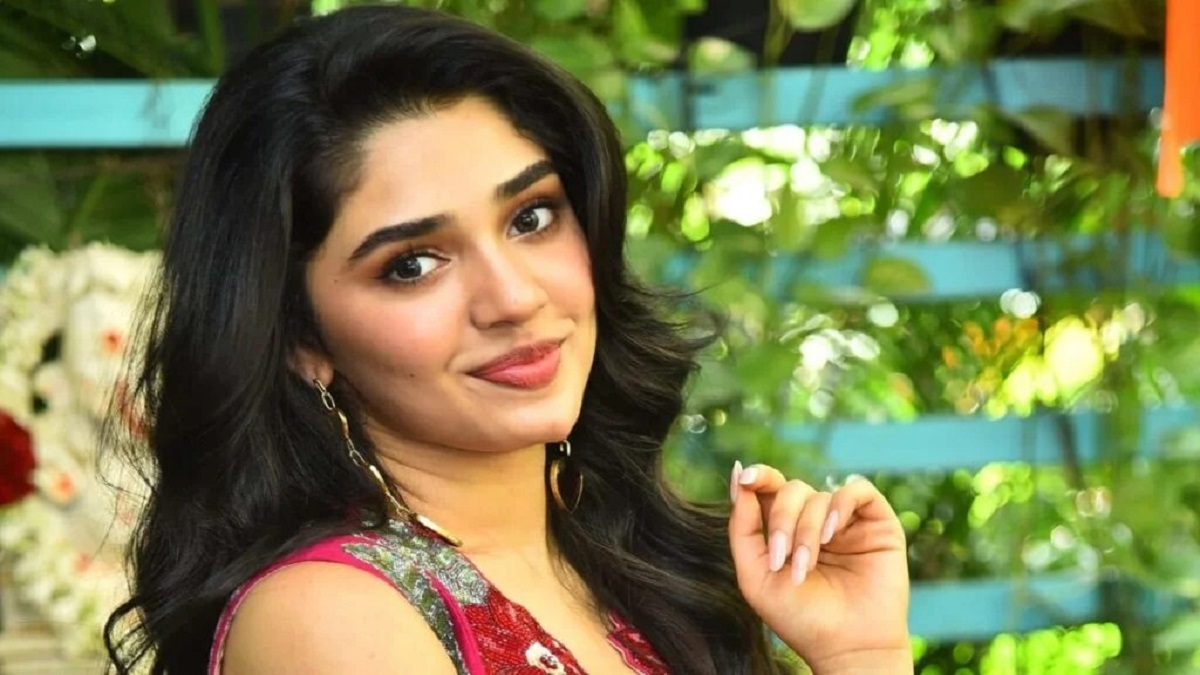 బ్యాక్ టు బ్యాక్ ఆశలు… బ్యాక్ టు బ్యాక్ వాయిదాలు: కృతి శెట్టికి మరో పరీక్ష