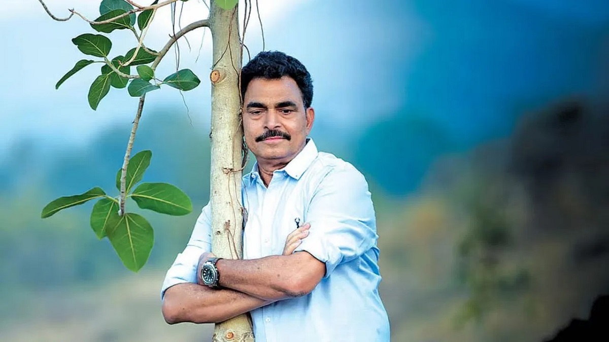 ప్రకృతికి నిజమైన హీరో షాయాజీ షిండే: 10 ఏళ్లలో 29 అడవులు సృష్టించిన గ్రీన్ వారియర్ కథ