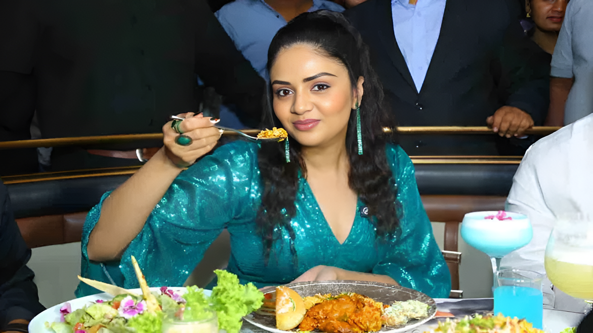 శ్రీముఖి కొత్త బిజినెస్ బ్లాస్ట్… మాదాపూర్‌లో ‘ఫుర్సత్’ రెస్టారెంట్ ఓపెనింగ్